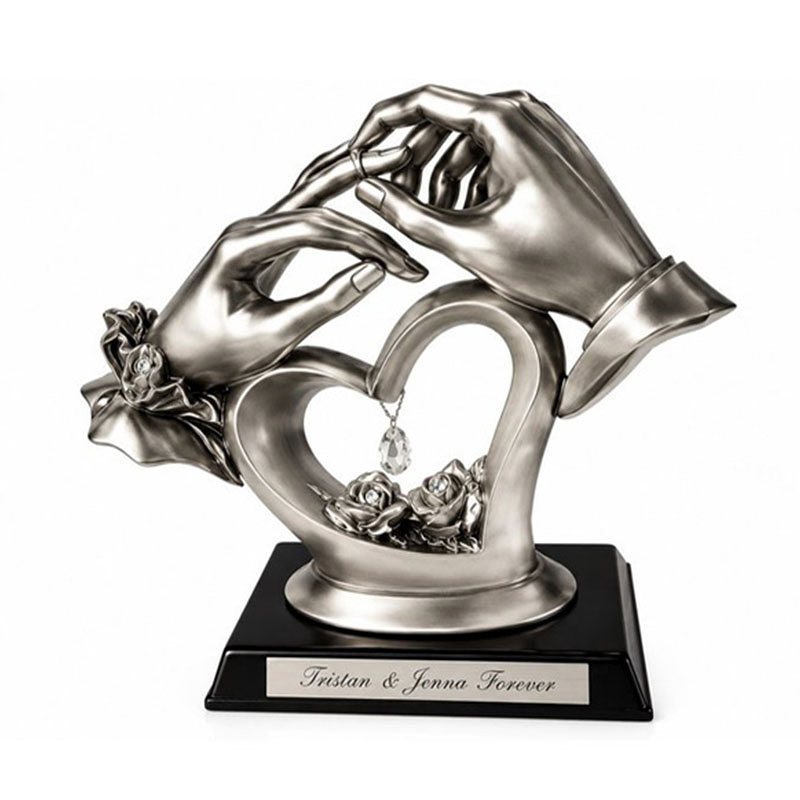 Antique Finished Getting Married Sculpture Antique-finished hands together wedding sculpture